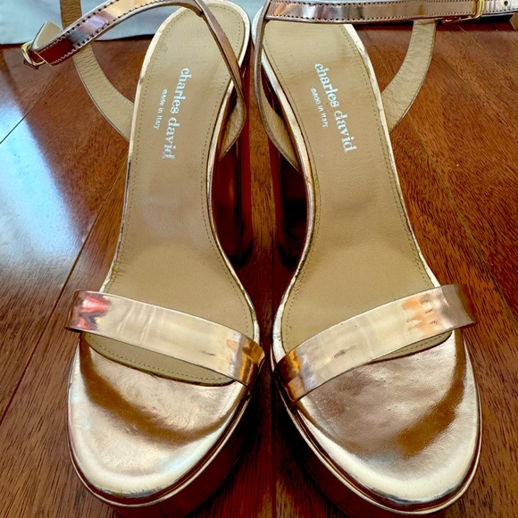 Charles David rose gold metallic block heel platform sandals size 8.5 - Picture 5 of 6